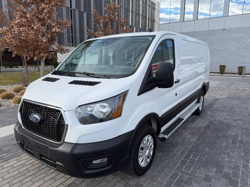 Used 2024 Ford Transit 250 Low Roof w/ Exterior Upgrade Package image 3