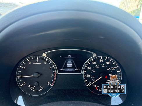 Used 2016 Nissan Altima 2.5 SL w/ 2.5 Technology Package FWD image 13