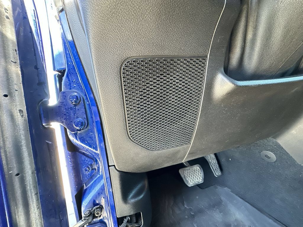 Used 2018 Jeep Wrangler Unlimited Rubicon AWD/4WD image 24