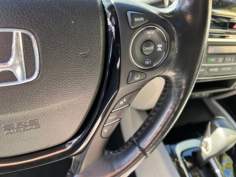 Used 2019 Honda Ridgeline RTL-E image 27