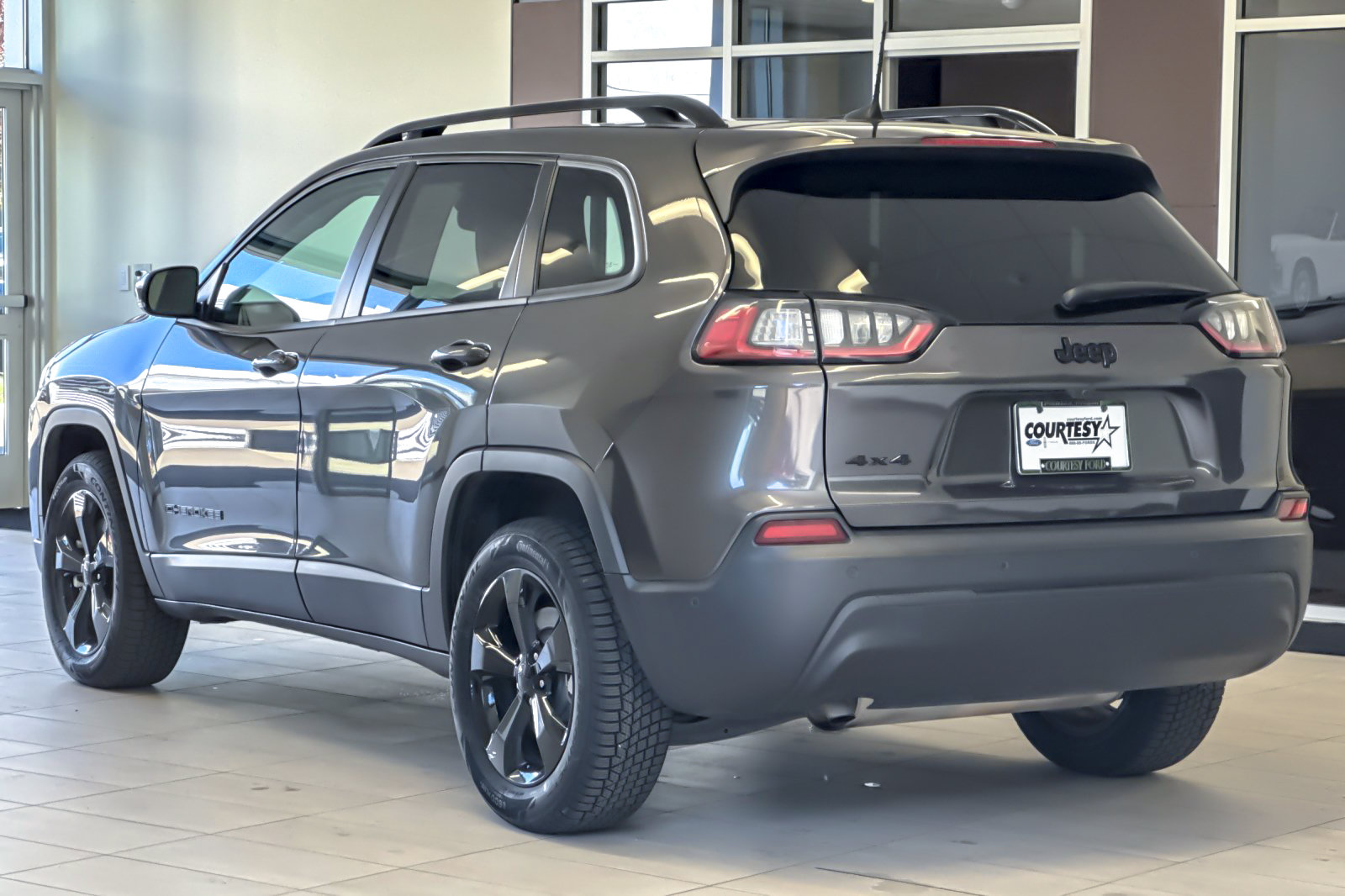 Used 2023 Jeep Cherokee Altitude Lux AWD/4WD image 6