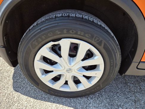 Used 2017 Nissan Rogue S w/ S Appearance Package image 10