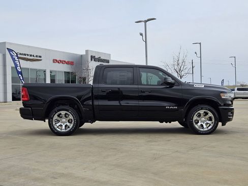 New 2026 RAM 1500 4x4 Crew Cab image 7
