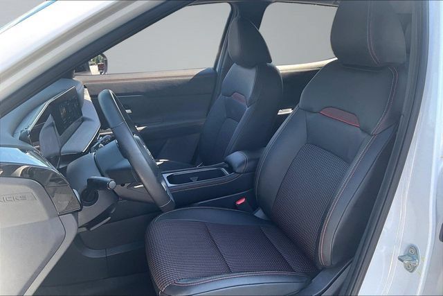 Used 2026 Nissan Kicks SR w/ Cold Weather Package AWD/4WD image 20