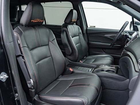 Used 2023 Honda Passport TrailSport image 23