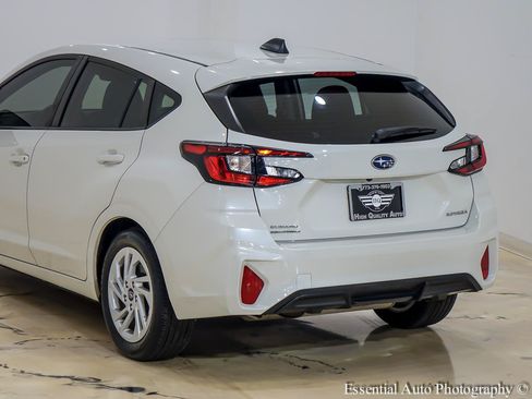 Used 2024 Subaru Impreza 2.0i AWD/4WD image 9