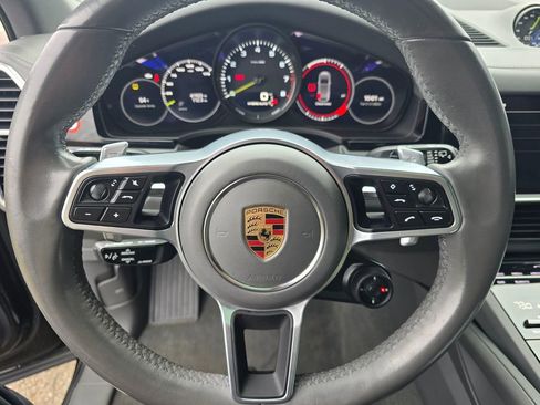 Used 2022 Porsche Cayenne E-Hybrid image 27