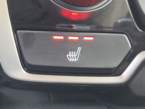 Used 2017 Honda CR-V Touring image 8