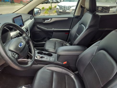 Used 2020 Ford Escape SEL FWD image 16