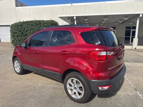 Used 2021 Ford EcoSport SE w/ SE Convenience Package image 3