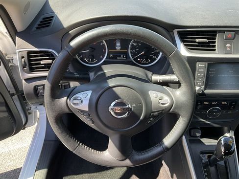 Used 2019 Nissan Sentra SV FWD image 25