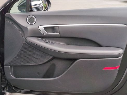 Used 2025 Hyundai Sonata SEL FWD image 32