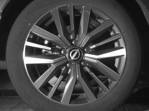 Used 2024 Nissan Kicks SV image 15