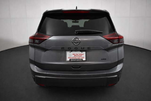 Certified 2026 Nissan Rogue Dark Armor AWD/4WD image 5