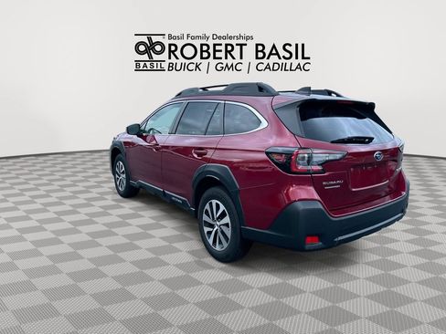 Used 2023 Subaru Outback Premium AWD/4WD image 6