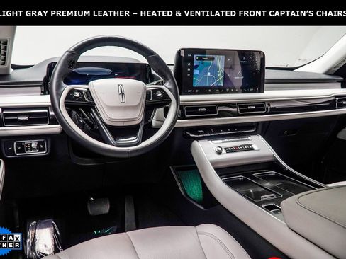 Used 2025 Lincoln Aviator Reserve AWD/4WD image 5