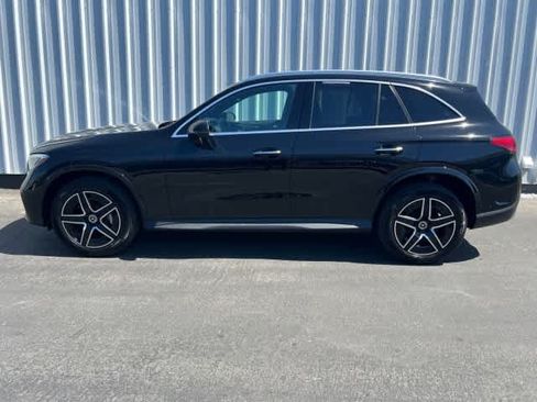 Used 2026 Mercedes-Benz GLC 300 4MATIC image 3