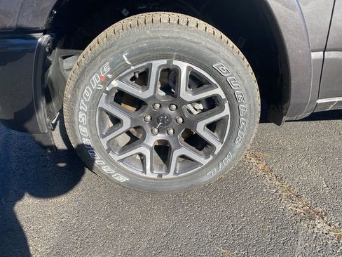 New 2026 RAM 1500 Laramie w/ Sport Appearance Package AWD/4WD image 9