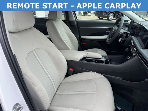 Used 2025 Hyundai Sonata SEL FWD image 11