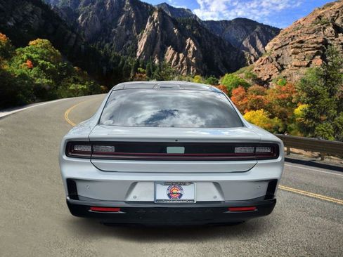 Used 2025 Dodge Charger R/T w/ Quick Order Package 25M R/T image 4