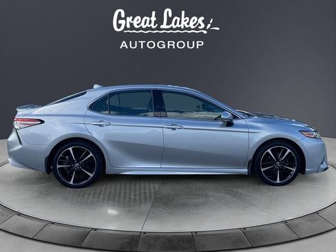 Used 2019 Toyota Camry XSE image 6
