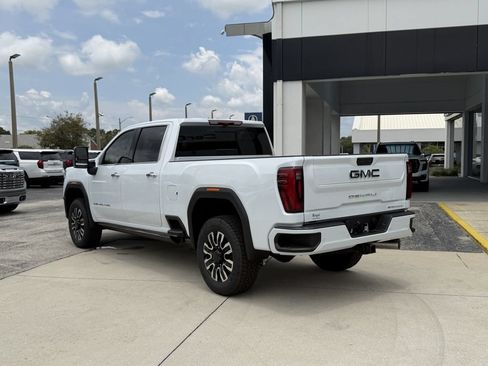 New 2026 GMC Sierra 2500 Denali Ultimate AWD/4WD image 6