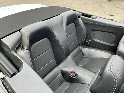 Used 2021 Ford Mustang Premium image 20