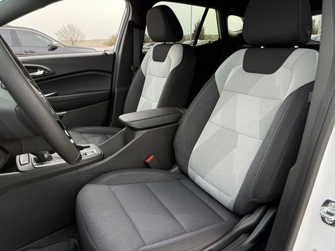 New 2026 Chevrolet Trax RS w/ Driver Confidence Package image 20