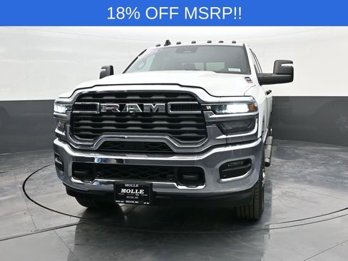 New 2026 RAM 2500 Tradesman AWD/4WD image 2