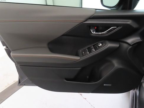 New 2026 Subaru Crosstrek 2.5i Limited w/ Crosstrek Mirror Package image 12