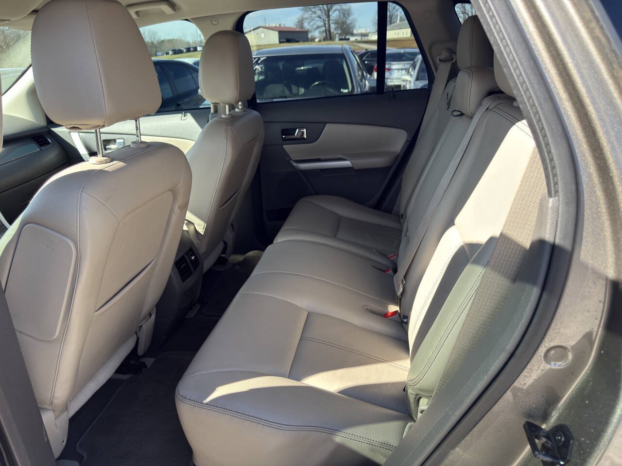 Used 2013 Ford Edge SEL FWD image 9