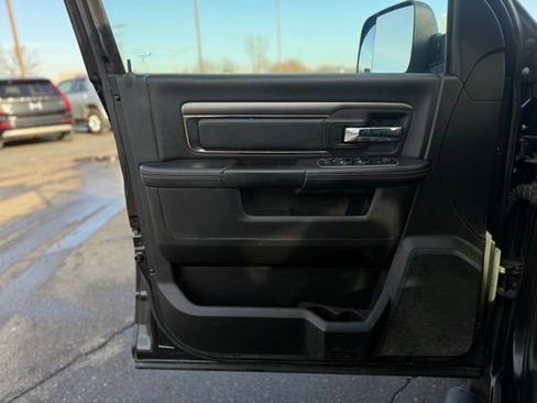 Used 2015 RAM 1500 Sport w/ Black Ram 1500 Sport Group image 12