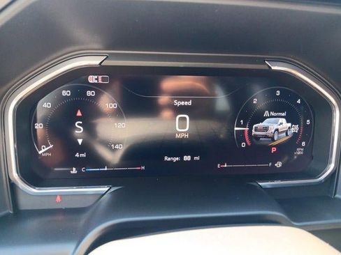 New 2026 GMC Sierra 1500 AT4 w/ AT4 Premium Package AWD/4WD image 9