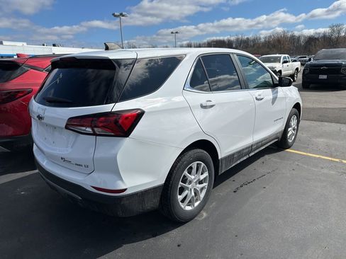Used 2024 Chevrolet Equinox LT AWD/4WD image 3