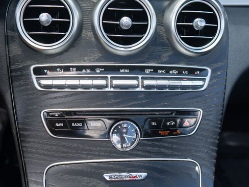 Used 2018 Mercedes-Benz C 300 4MATIC Cabriolet image 27