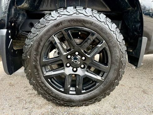 Used 2024 Chevrolet Silverado 1500 RST AWD/4WD image 29