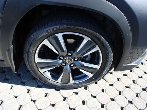 Used 2022 Lexus UX 250h w/ Accessory Package (Z2) AWD/4WD image 13