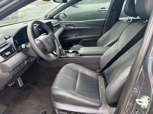 Used 2025 Toyota Camry XSE w/ Premium Package image 10