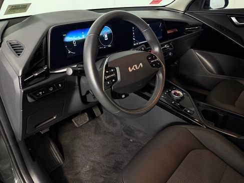 Used 2024 Kia Niro Wind FWD image 13