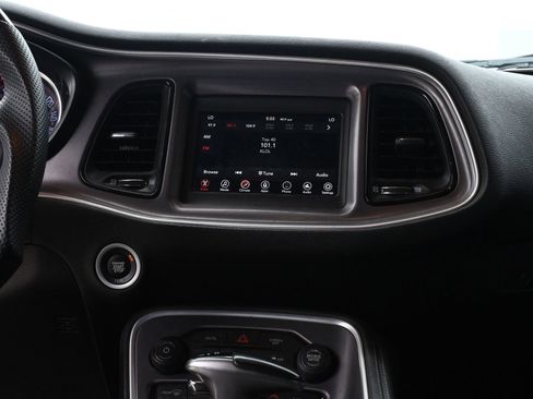 Used 2019 Dodge Challenger R/T RWD image 12