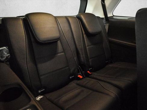 Used 2026 Mercedes-Benz GLS 450 4MATIC image 23