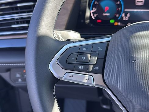 New 2026 Volkswagen Atlas SE image 21