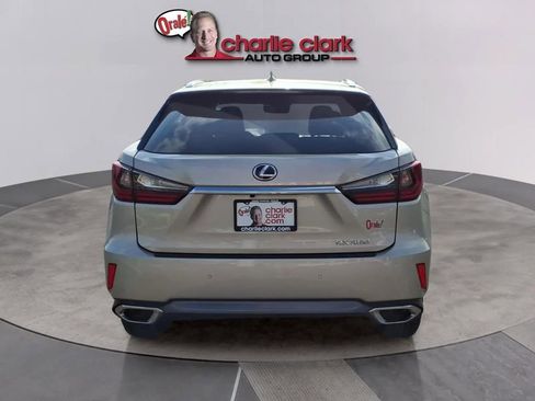Used 2017 Lexus RX 350 FWD w/ Premium Package image 4