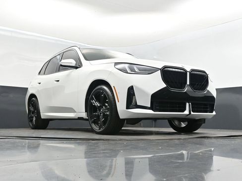 Used 2025 BMW X3 xDrive30i w/ M Sport Package image 44