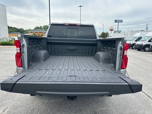 Used 2026 Chevrolet Silverado 1500 RST AWD/4WD image 8