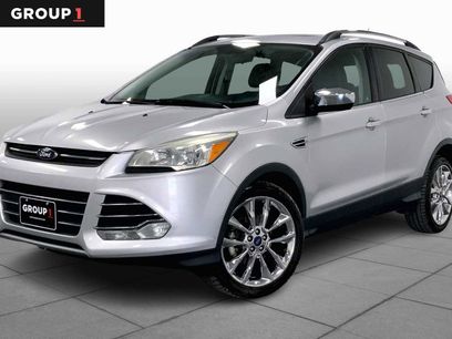 Used 2016 Ford Escape SE w/ SE Chrome Package