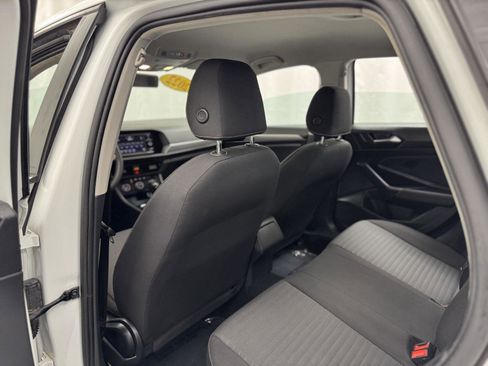 Used 2022 Volkswagen Jetta S image 29