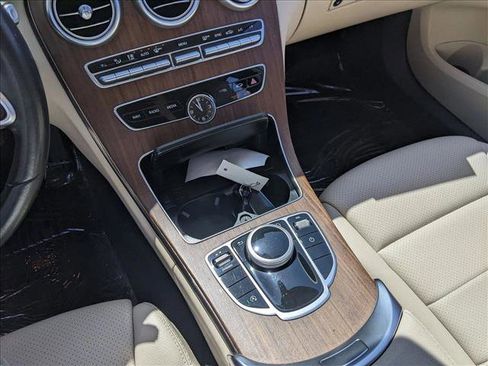 Used 2019 Mercedes-Benz C 300 Sedan image 12