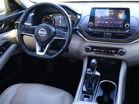 Used 2021 Nissan Altima 2.5 SL image 11