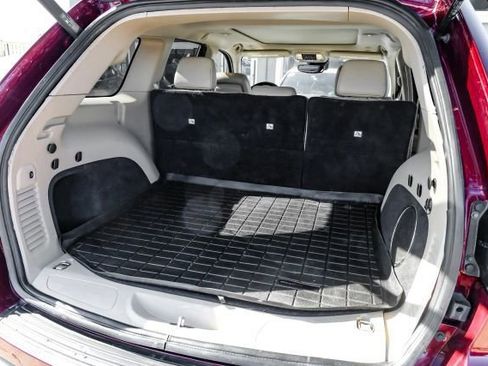 Used 2021 Jeep Grand Cherokee Limited w/ Luxury Group II image 60